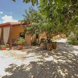 https://casale-imperatore-santa-croce-camerina.sicilyhotelsitaly.net
